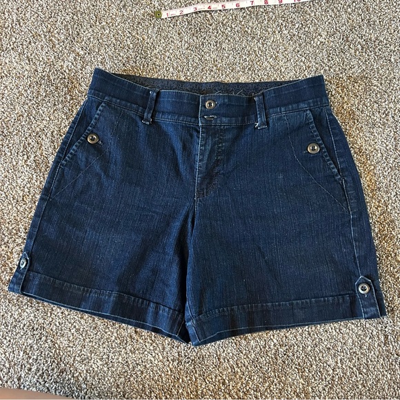 [Gloria Vanderbilt] Blue Jean Shorts with Rolled Hems - Picture 2 of 8